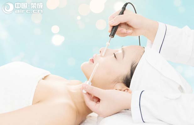 <b>睿辰科普  果酸煥膚指南，跟黑頭、雞皮說(shuō)拜拜</b>